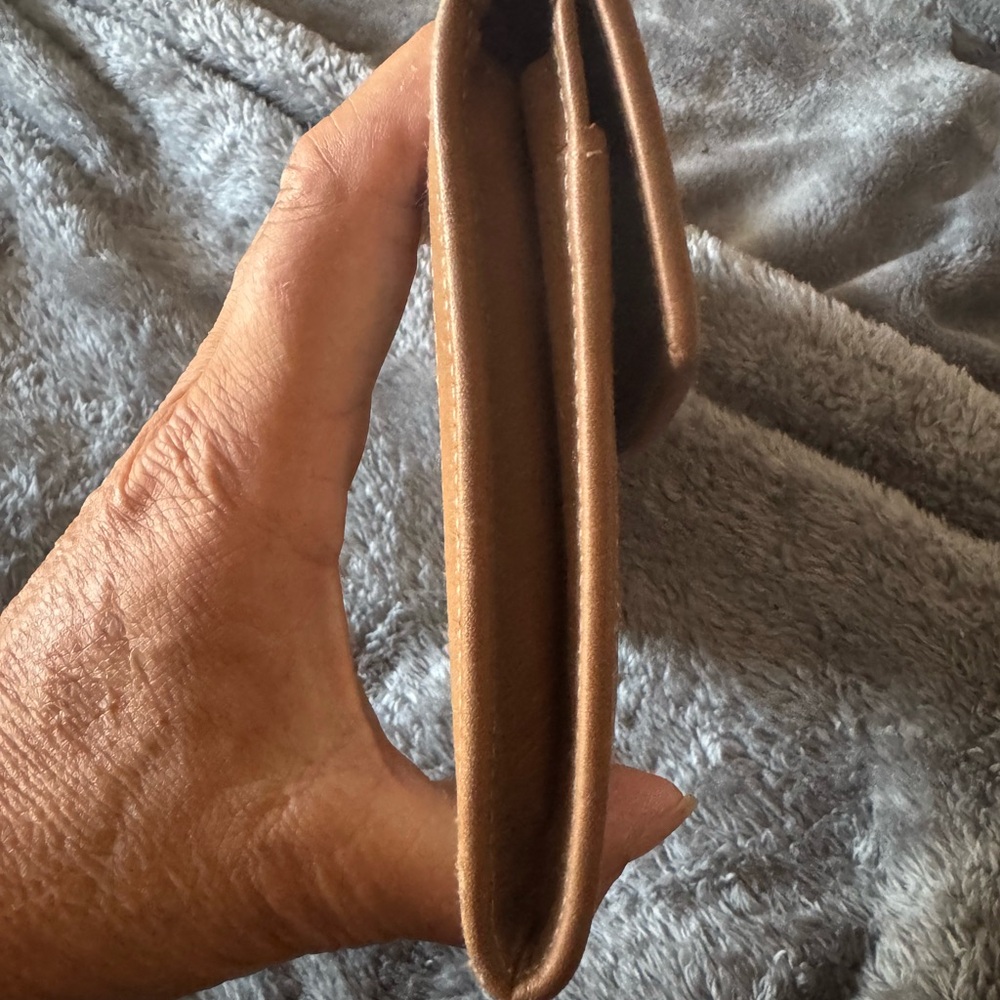 Christian Dior Honeycomb Wallet Like New - Picture 10 of 10